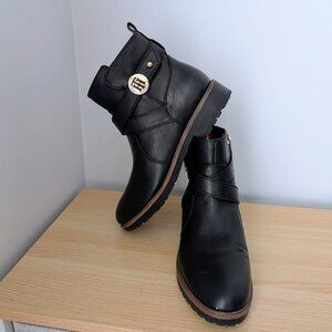 Tommy Hilfiger Women's Black Ankle Boots – Size 8